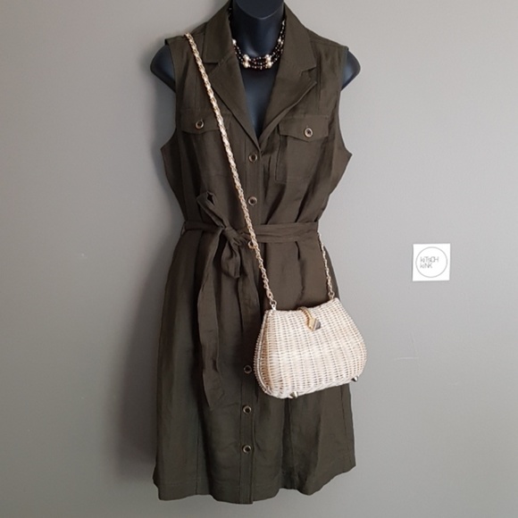 Banana Republic Dresses & Skirts - Sleevless Linen Shirt Dress